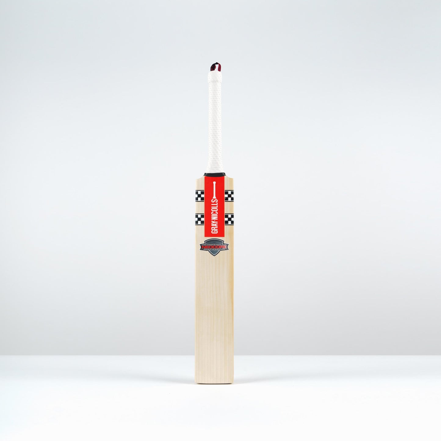 Gray-Nicolls Neocore 500 Cricket Bat