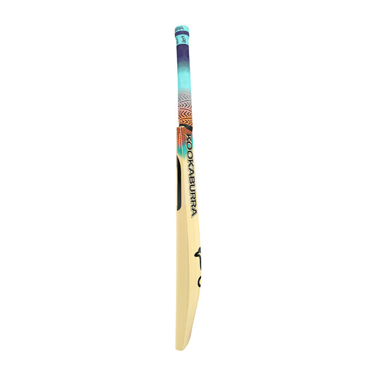 AURA 10.1 JUNIOR CRICKET BAT