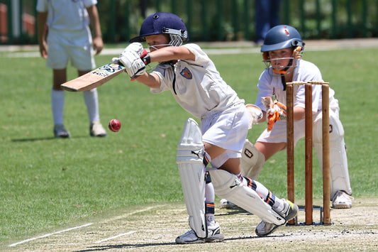 Best Cricket Bats for Juniors in the UK (2026 Parent’s Guide)