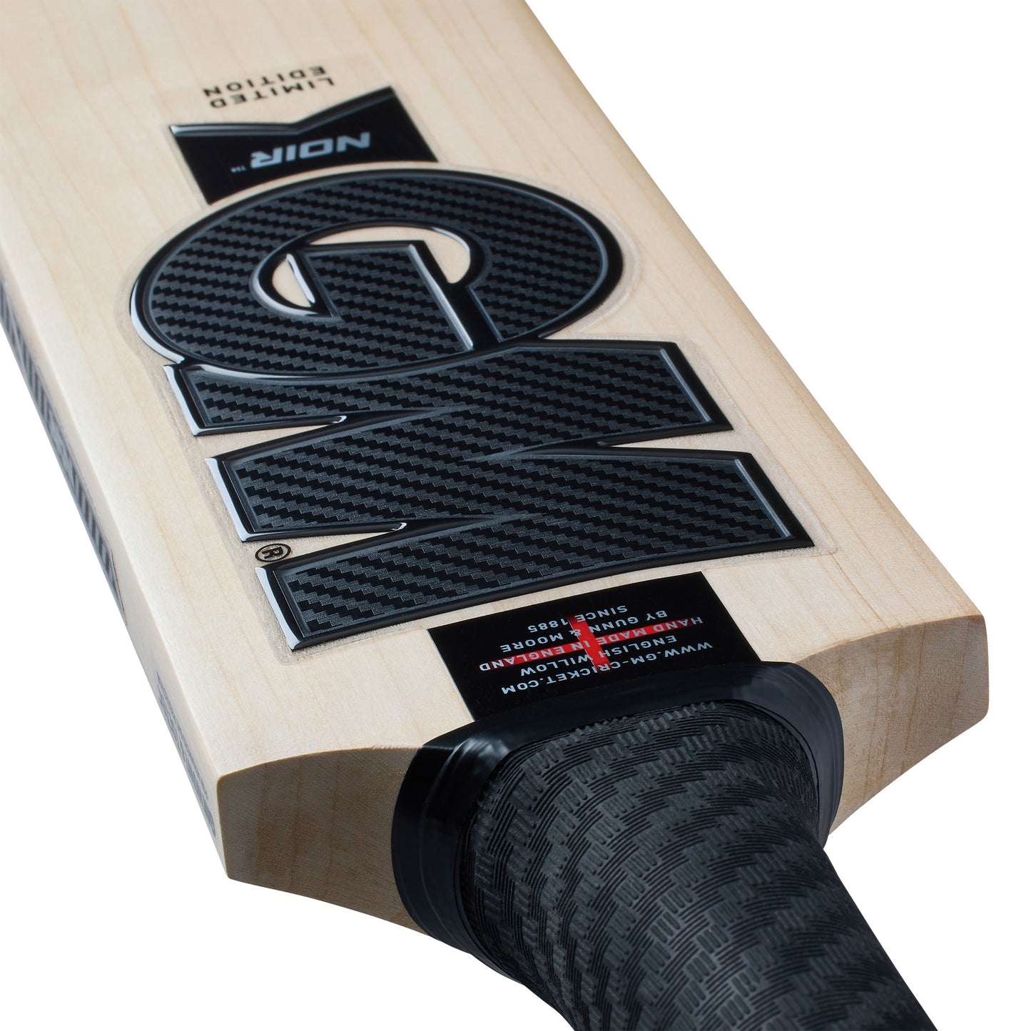GM Noir 909 English Willow Cricket Bat